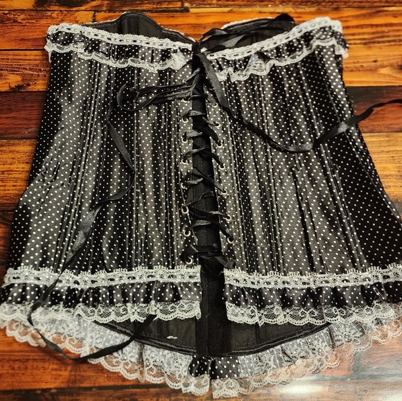 Black Polka Dot Lace Corset - Picture 2 of 4